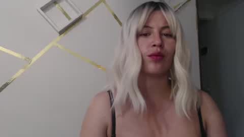 Francesca online show from 6, 3, 2025