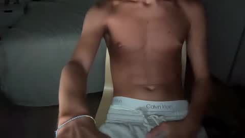 Snapshot of francesco727 chatting on 12, 9, 2025 francesco online show from 12, 9, 2025