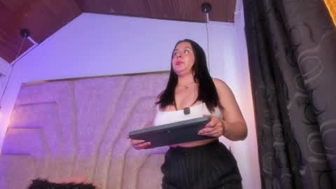 francheska121 online show from 8, 4, 2026