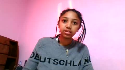 Snapshot of francia333068 chatting on 20, 7, 2026 francia333068 online show from 20, 7, 2026