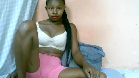 Snapshot of franciefrancie chatting on 1, 3, 2025 francilla online show from 1, 3, 2025