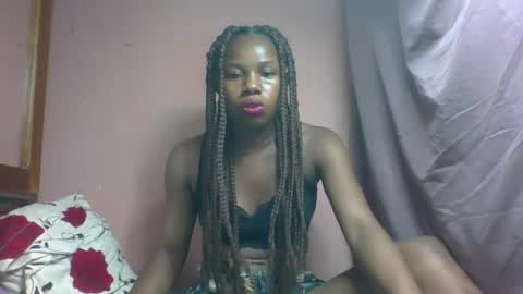 Snapshot of franciefrancie chatting on 6, 3, 2025 francilla online show from 6, 3, 2025