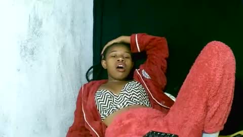 Snapshot of franciefrancie chatting on 24, 9, 2025 francilla online show from 24, 9, 2025