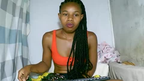 Snapshot of franciefrancie chatting on 9, 10, 2025 francilla online show from 9, 10, 2025