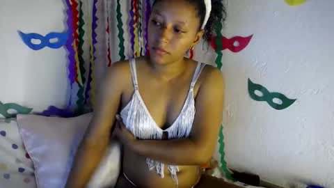 francihot4 online show from 2, 3, 2025