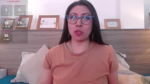 Snapshot of francisca_vera chatting on 23, 5, 2026 francisca_vera online show from 23, 5, 2026