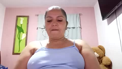 Snapshot of francy_froz chatting on 18, 11, 2025 francy froz online show from 18, 11, 2025