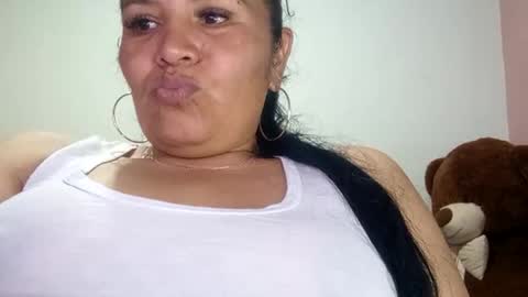 Snapshot of francy_froz chatting on 2, 2, 2026 francy froz online show from 2, 2, 2026