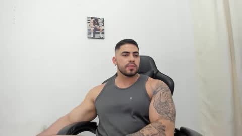 frank_foxx1 online show from 3, 2, 2026