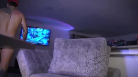 Frank Farrell. Hey remember to give me a thumbs up Ty online show from 6, 10, 2025