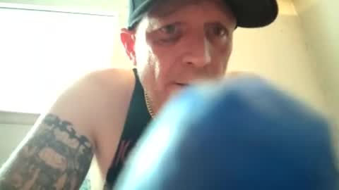 Snapshot of frankieblueeyes4u chatting on 30, 6, 2026 Famous Blue Eyes online show from 30, 6, 2026