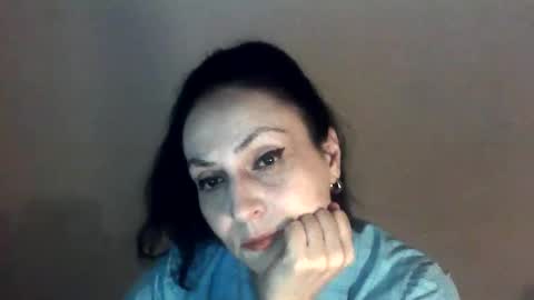 frankieteasing online show from 28, 4, 2026