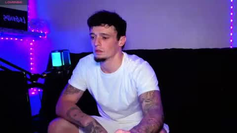 Snapshot of frankoafterdark chatting on 5, 11, 2025 Franco online show from 5, 11, 2025