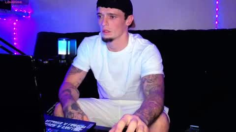 Snapshot of frankoafterdark chatting on 7, 11, 2025 Franco online show from 7, 11, 2025