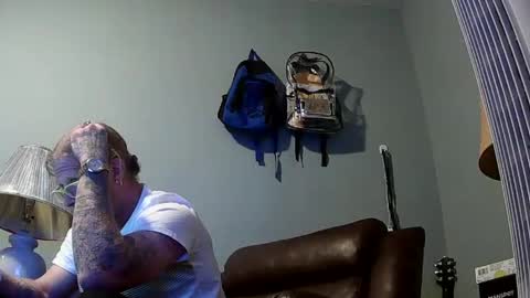 Snapshot of frankoze80 chatting on 5, 10, 2025 frankoze80 online show from 5, 10, 2025