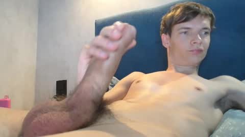 Snapshot of franky_twink chatting on 23, 9, 2025 Frankyno selfsuck online show from 23, 9, 2025