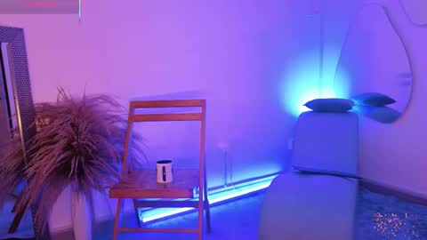 Fransheska online show from 9, 3, 2026