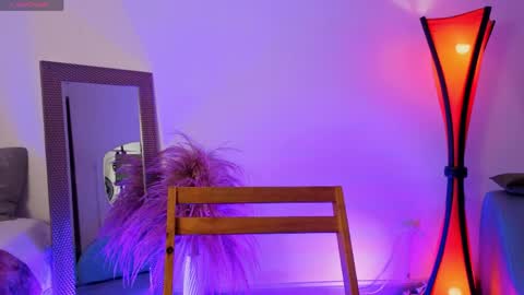 Fransheska online show from 20, 4, 2026