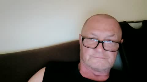 Snapshot of frauenfeind1 chatting on 23, 6, 2026 Wolfi online show from 23, 6, 2026