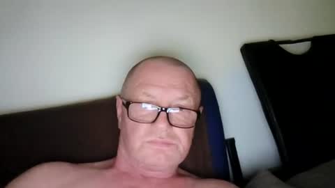 Snapshot of frauenfeind1 chatting on 26, 6, 2026 Wolfi online show from 26, 6, 2026
