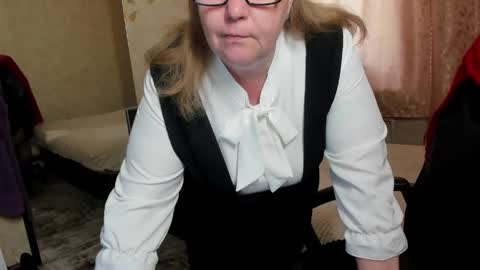 Snapshot of fraumartha chatting on 4, 6, 2026 FrauMartha online show from 4, 6, 2026