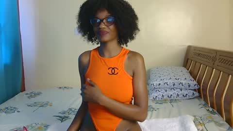 Snapshot of freakky_nessa chatting on 8, 12, 2024 Nessa-Independent model online show from 8, 12, 2024