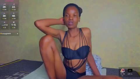 Snapshot of freakky_nessa chatting on 21, 10, 2025 Nessa-Independent model online show from 21, 10, 2025