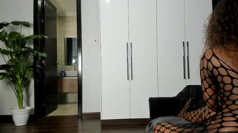Snapshot of freaky_bad_girl chatting on 25, 4, 2026 Sandra online show from 25, 4, 2026