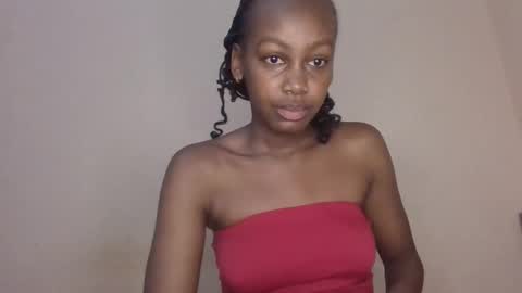 Snapshot of freaky_beauty chatting on 1, 6, 2026 freaky_beauty online show from 1, 6, 2026