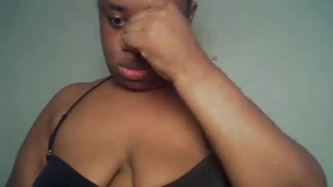 Snapshot of freaky_slut5 chatting on 3, 5, 2026 freaky slut5 online show from 3, 5, 2026