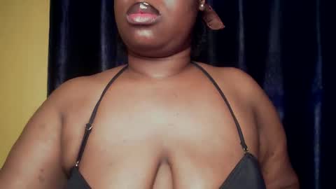 Snapshot of freaky_slut5 chatting on 20, 5, 2026 freaky slut5 online show from 20, 5, 2026