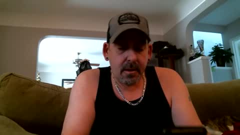 Snapshot of freakybidude420 chatting on 21, 11, 2025 FreakyBiDude420 online show from 21, 11, 2025