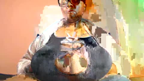 Snapshot of freakyboobsxx chatting on 25, 7, 2026 Kimmy online show from 25, 7, 2026