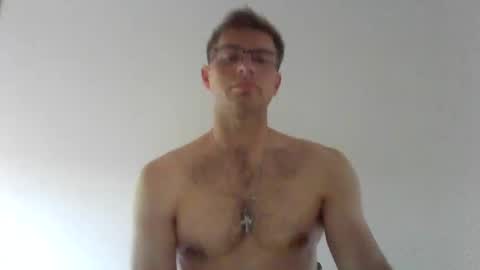 Snapshot of freakykink33 chatting on 31, 5, 2026 Cal online show from 31, 5, 2026