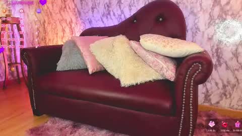 Snapshot of frecklesofcolors_ chatting on 4, 3, 2025 - IG AnicolorsLive X AnicolorsLive - online show from 4, 3, 2025
