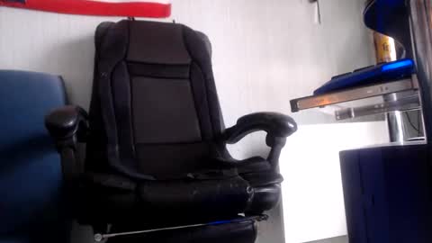 Snapshot of fred1051 chatting on 7, 1, 2026 yo online show from 7, 1, 2026