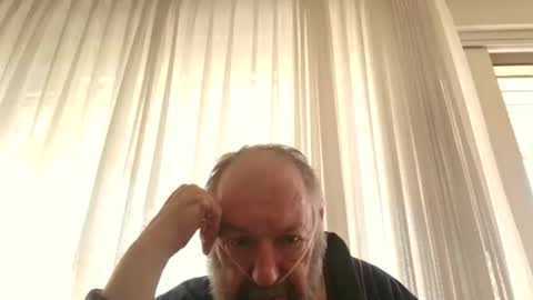 Snapshot of fredaldavid chatting on 18, 4, 2026 David Fredal online show from 18, 4, 2026