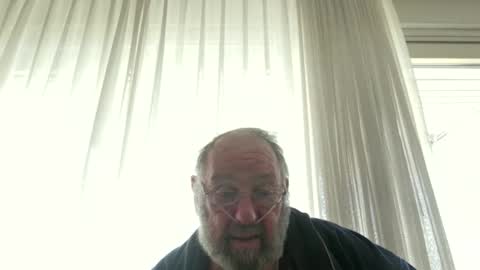 Snapshot of fredaldavid chatting on 19, 4, 2026 David Fredal online show from 19, 4, 2026