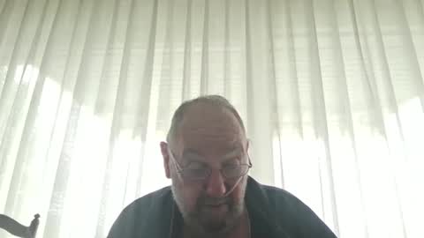 Snapshot of fredaldavid chatting on 6, 5, 2026 David Fredal online show from 6, 5, 2026