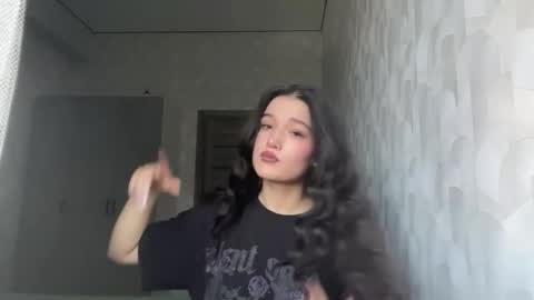 Snapshot of fredamedora chatting on 8, 6, 2026 Mia online show from 8, 6, 2026