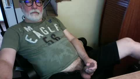 Snapshot of fredd3576 chatting on 6, 7, 2026 Fredd3576 online show from 6, 7, 2026