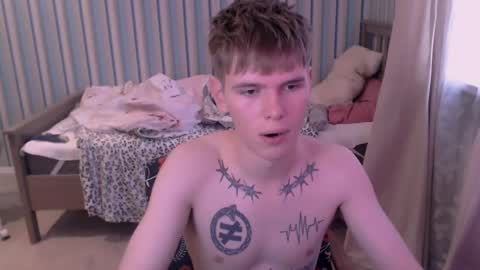 Snapshot of fredd_xanderrs chatting on 13, 10, 2025 fredd_xanderrs online show from 13, 10, 2025