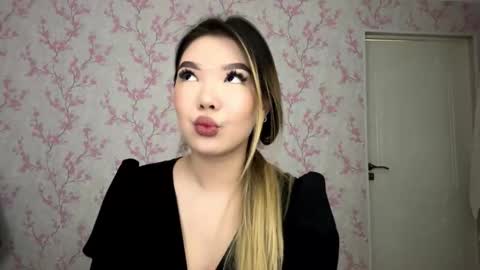 Elina online show from 21, 3, 2026