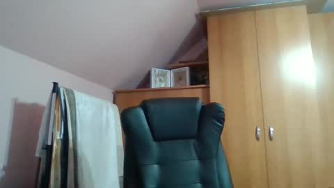 freeboy80180 online show from 9, 9, 2025