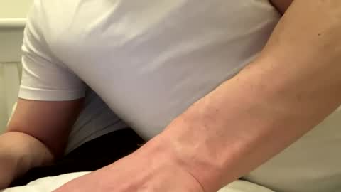 Snapshot of freeworldtoday chatting on 11, 3, 2025 freeworldtoday online show from 11, 3, 2025