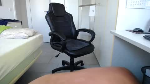 Snapshot of freiherr111 chatting on 21, 9, 2025 Walter Fischer online show from 21, 9, 2025