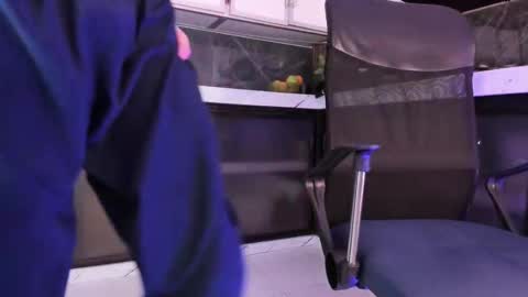 Xavier online show from 4, 12, 2025