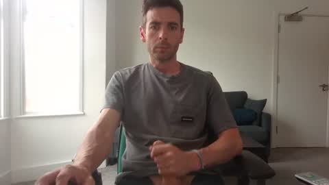 Snapshot of frenchbdmaninlondon chatting on 21, 7, 2026 Horny Paul online show from 21, 7, 2026
