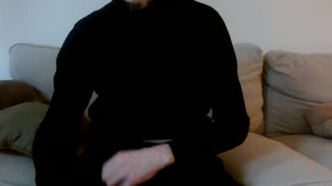 Snapshot of frenchms chatting on 5, 1, 2025 frenchms online show from 5, 1, 2025