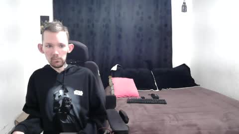 Snapshot of frenchroulette chatting on 20, 12, 2024 Thomas y Sophia online show from 20, 12, 2024